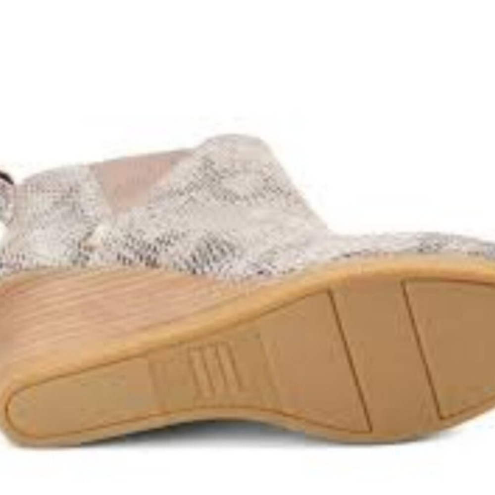 Toms Snakeskin Wedge 11 - Picture 4 of 5